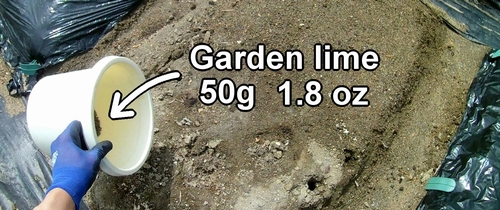 Dolomitic lime (garden lime)