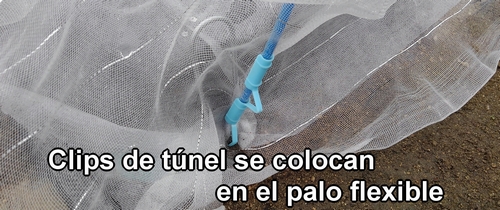 Los clips de túnel se colocan en el palo flexible